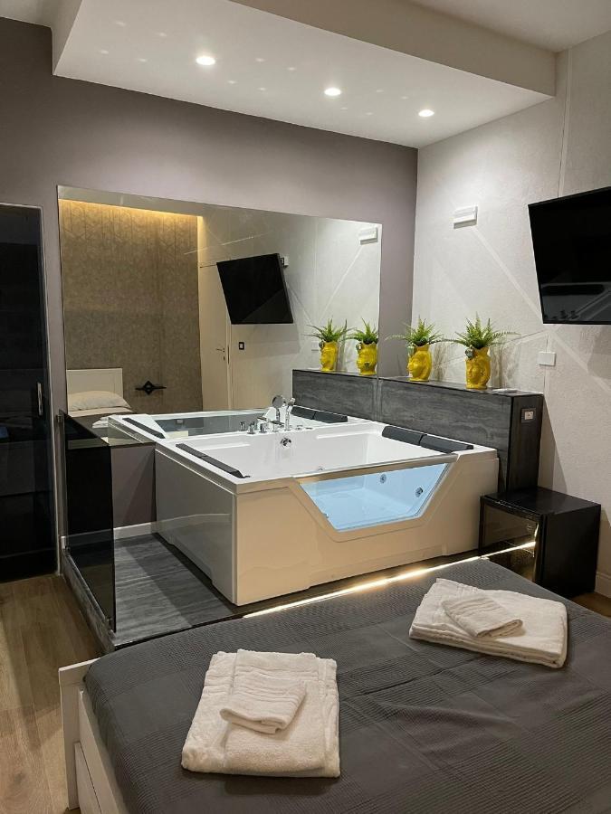 Etnea Room'S คาตาเนีย ภายนอก รูปภาพ